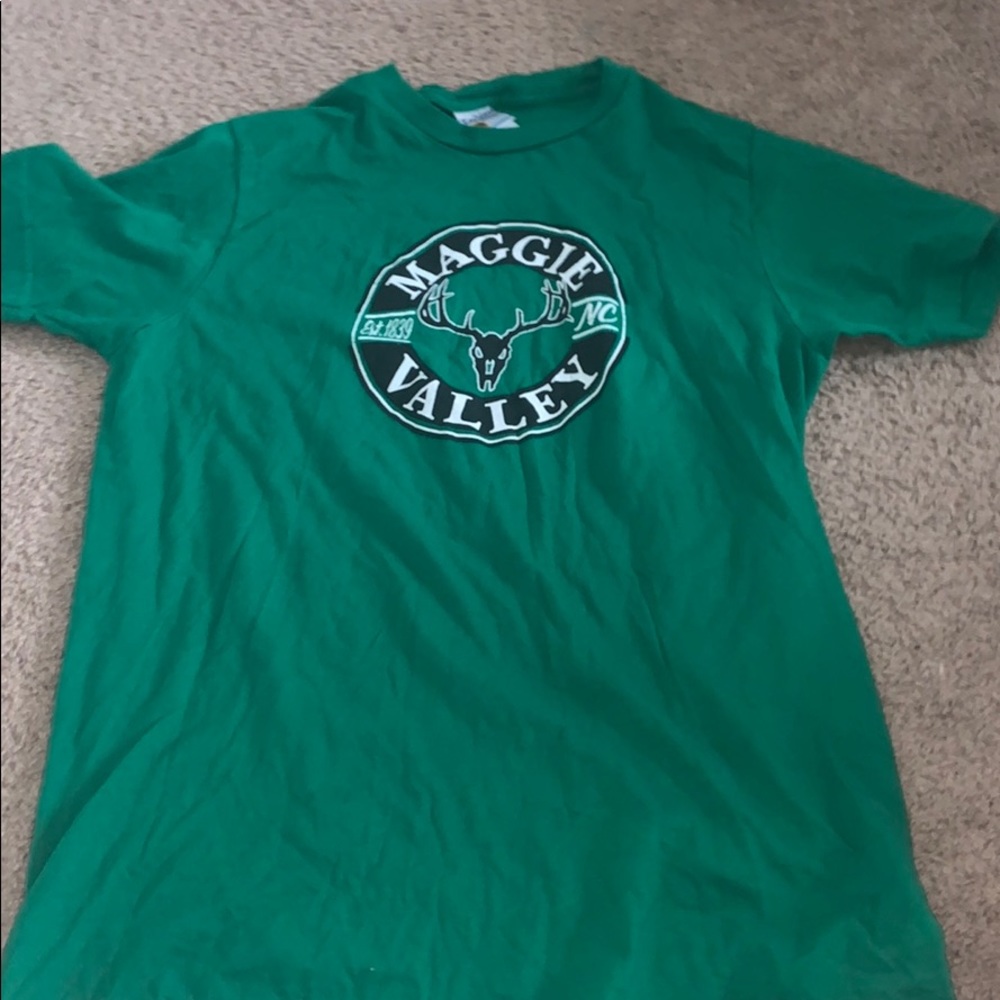 T shirt